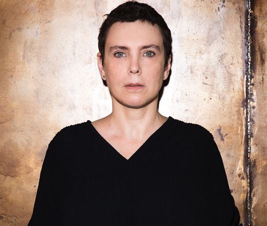 Eduardo Serrano e Adriana Calcanhotto participam de lives do canal Curta!