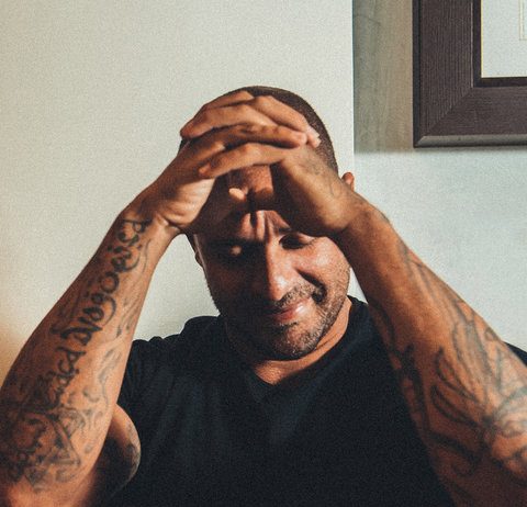 Bota para tocar Tim Maia