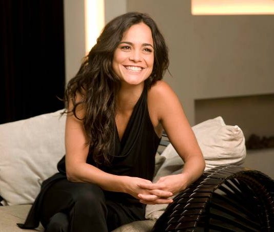 Alice Braga