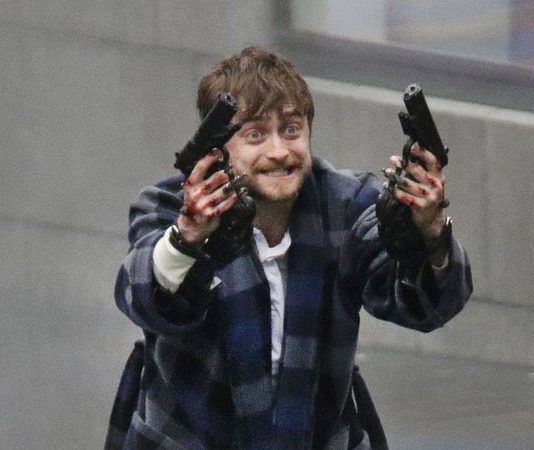 Guns Akimbo