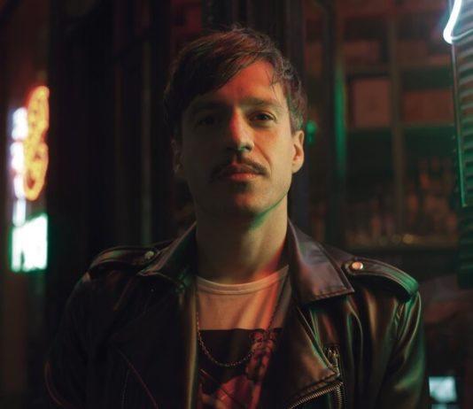 Faça-se você mesmo