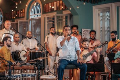 Zeca Pagodinho com Batuqueiros