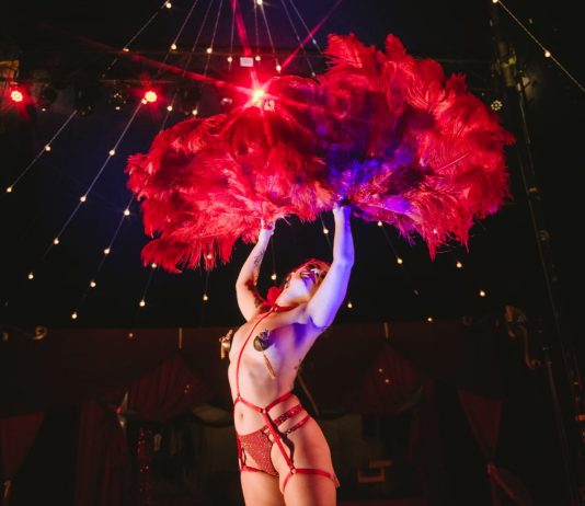 Noites Burlescas