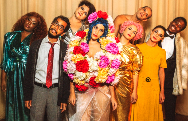 "Los Hermanos - Musical Pré-Fabricado" estreia no Teatro Casa Grande