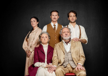 Longa Jornada Noite Adentro