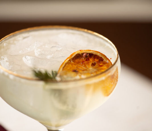 Éclair Cafeteria e Bistrô lança carta de drinks