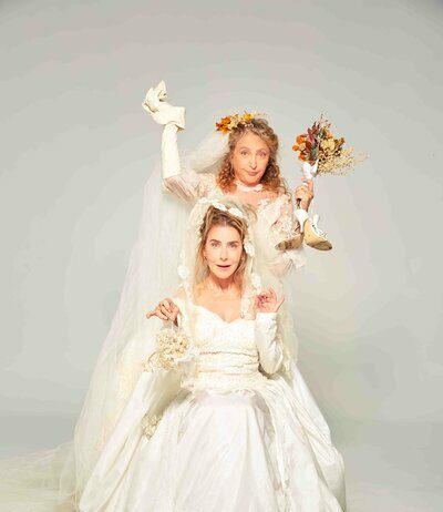 Duas Irmãs & Um Casamento