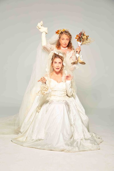 Duas Irmãs & Um Casamento